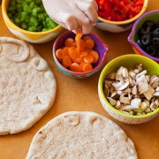 Whole Grain Pita Pizzas